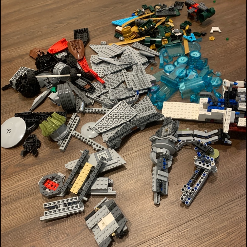Mixed lot of Legos